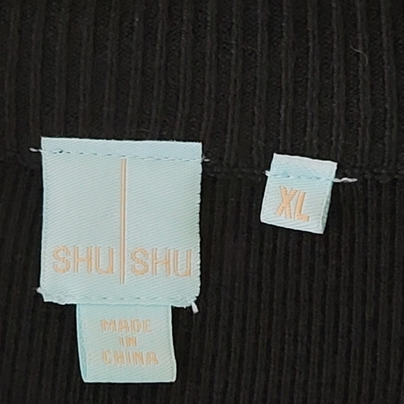 Shu Shu Turtleneck Zip Up Black Sweater. Size XL - Picture 2 of 6